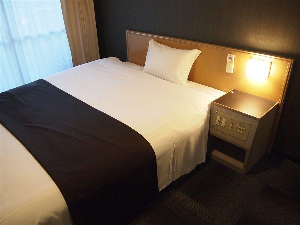 Hotel Livemax Osaka Namba Екстер'єр фото
