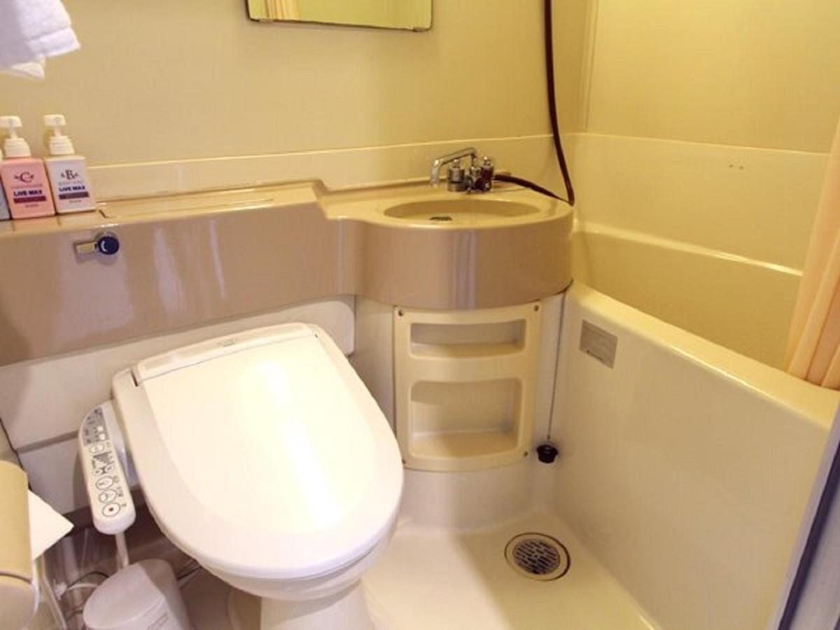 Hotel Livemax Osaka Namba Екстер'єр фото