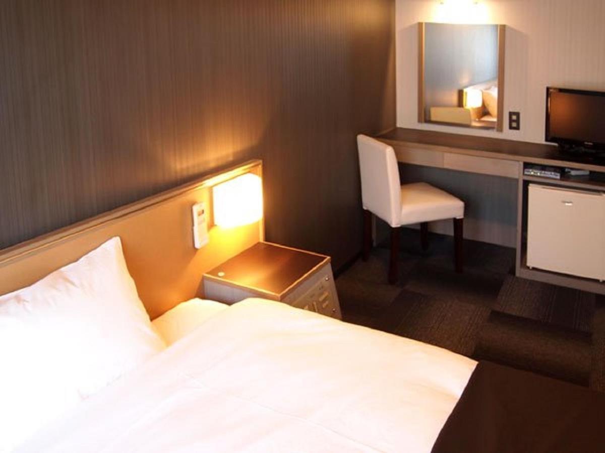 Hotel Livemax Osaka Namba Екстер'єр фото