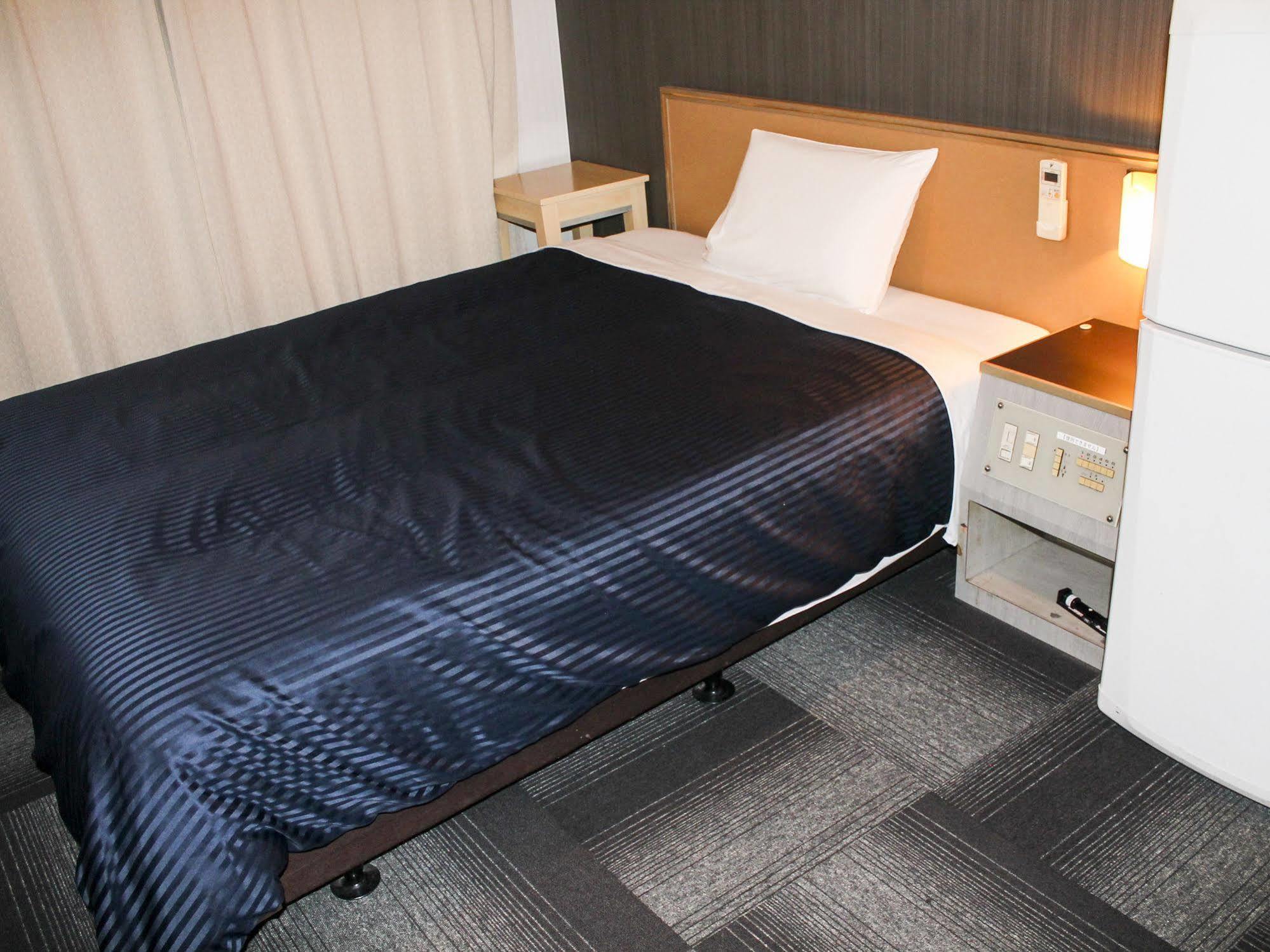 Hotel Livemax Osaka Namba Екстер'єр фото