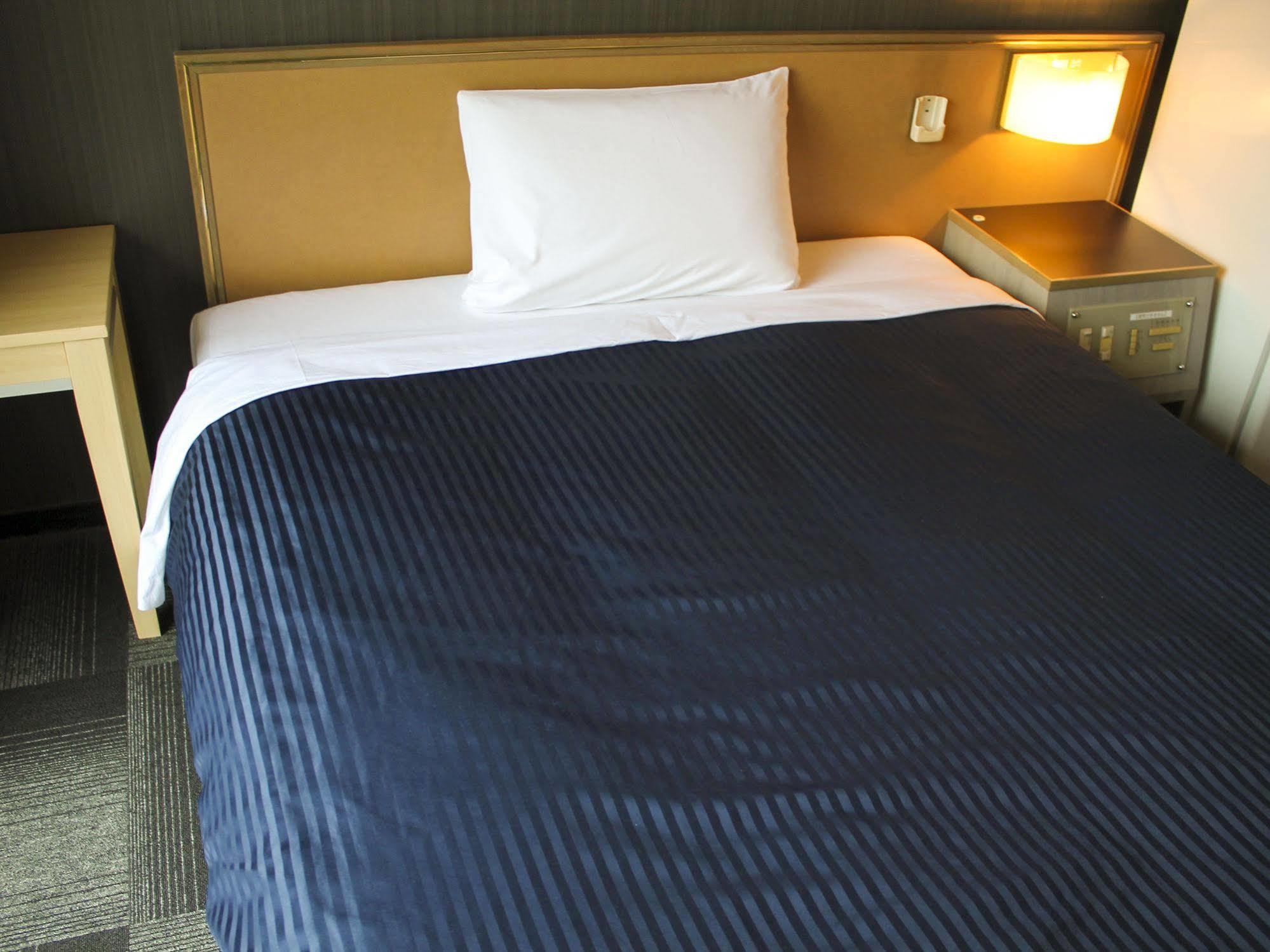 Hotel Livemax Osaka Namba Екстер'єр фото