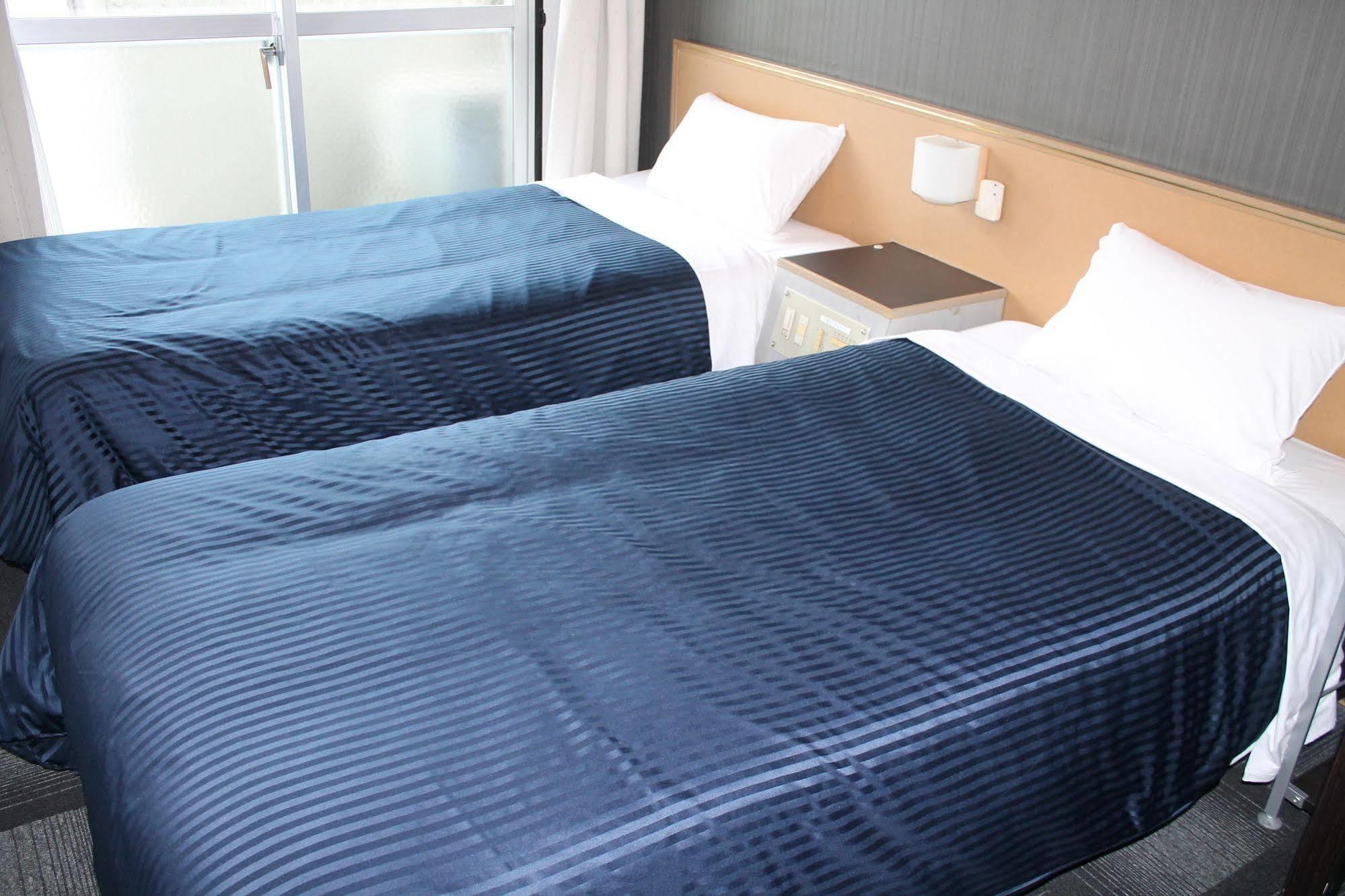Hotel Livemax Osaka Namba Екстер'єр фото